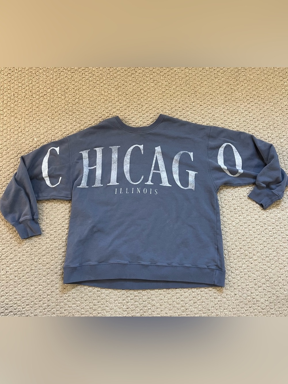 Hollister Slate Blue Chicago Illinois Crewneck Sweatshirt
